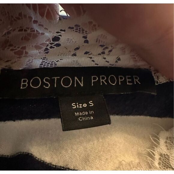 Boston Proper Striped Sweater With Lace Detail Sz S - Picture 3 of 3